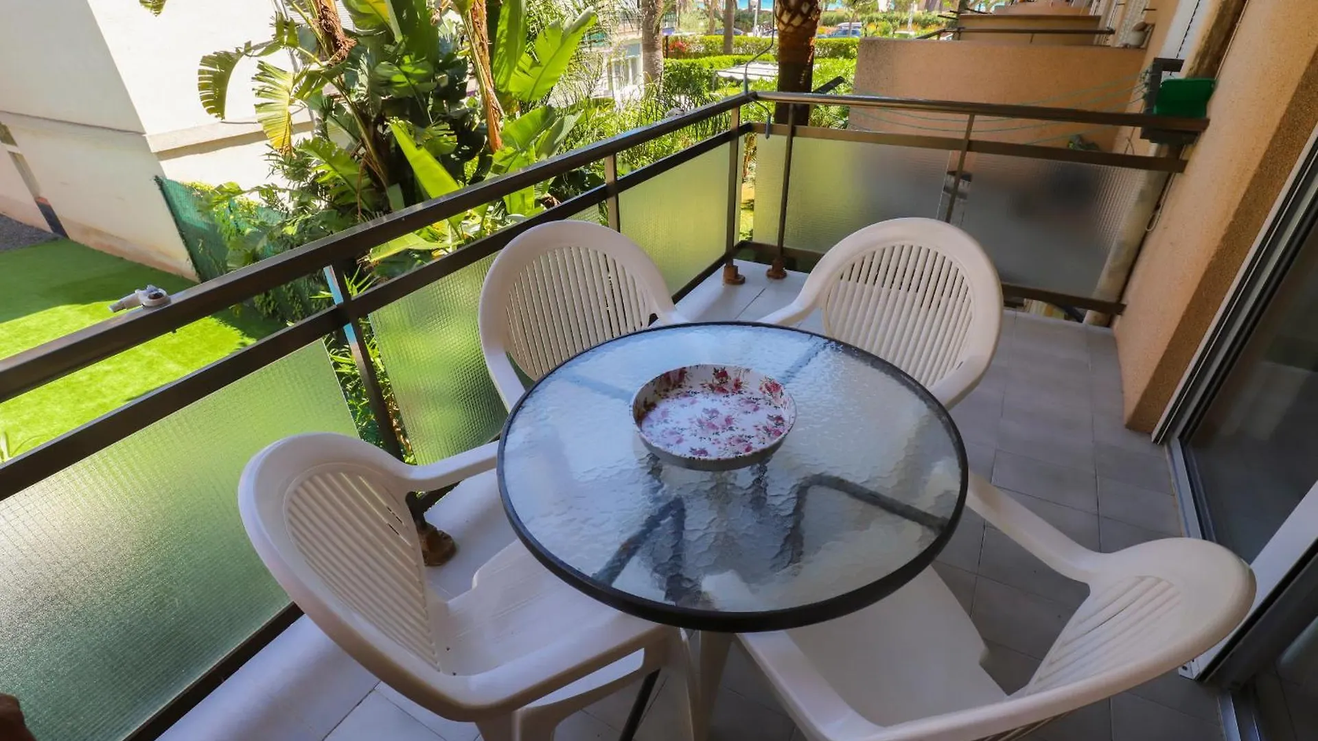 Differentflats Dms Apartment La Pineda Spain