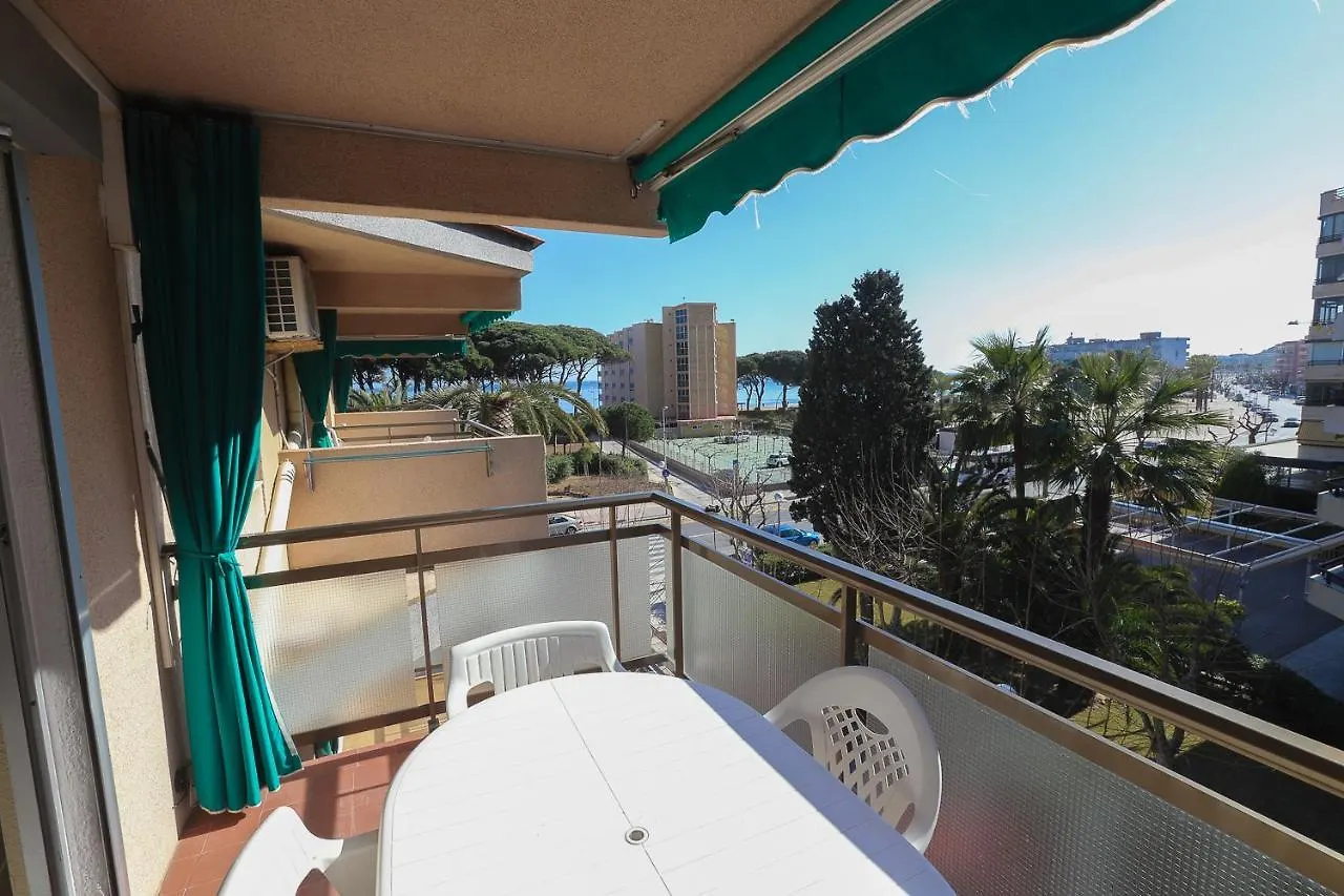 Differentflats Dms Apartment La Pineda 0*,